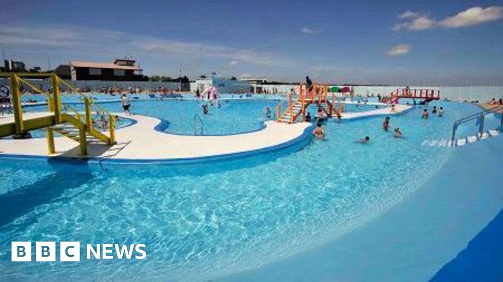 Gillingham lido open for summer after £250k refurb