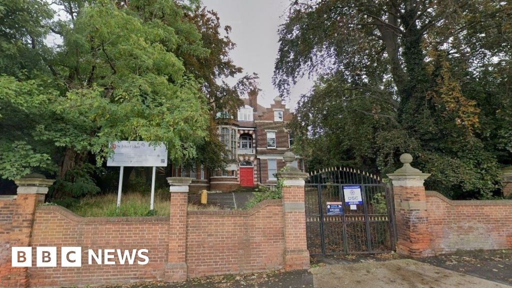 Medway Council rejects flats plan for Chatham school building