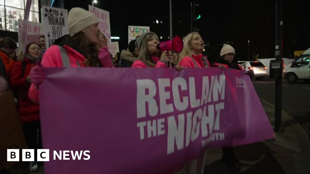 VAWG: Hundreds take part in Plymouth Reclaim The Night march