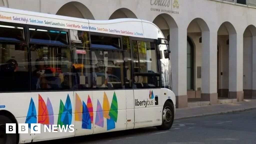 Libertybus unveils new cross-island Jersey route