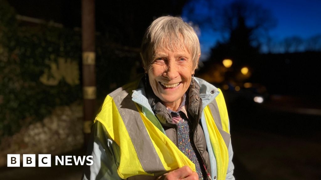 Cuckmere Valley volunteers patrol to stop toad 'massacres'