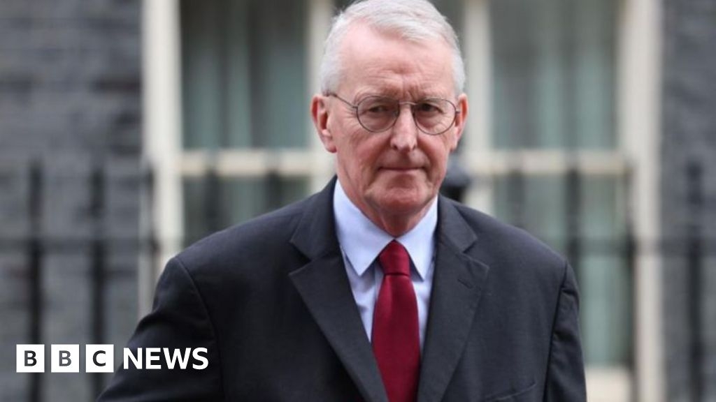 British-Irish conference meeting set for NI for first time since 2006