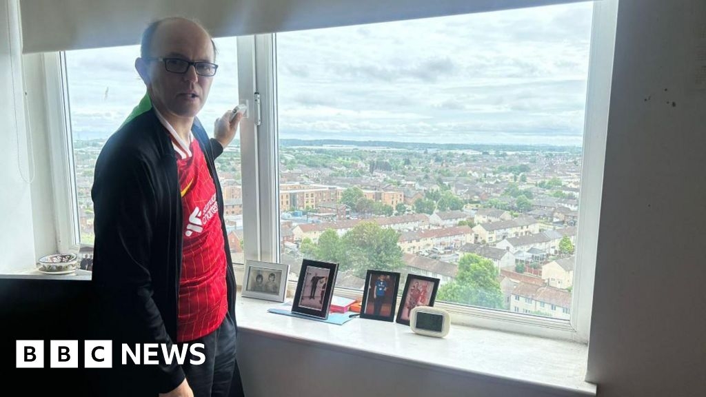 Hundreds homeless after Kirkby flats ruled unsafe