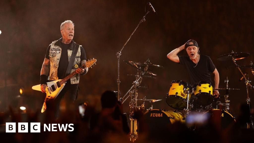 Metallica to play at Glasgow's Hampden stadium during new UK tour