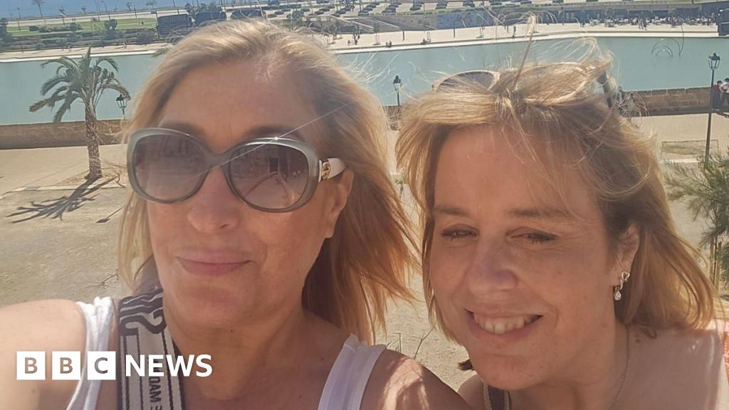 Cannock sisters' day trips an 'affordable way to see the world'