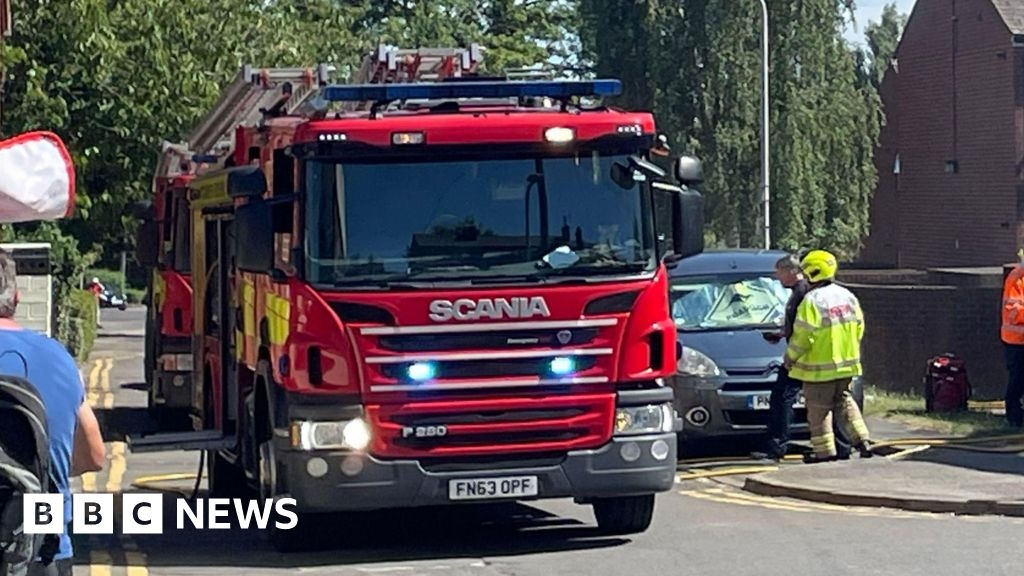 Woman taken to hospital after Beeston flat fire rescue