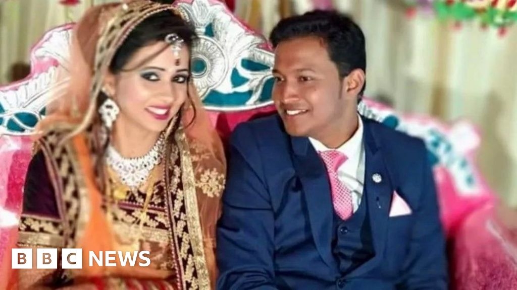 Odisha: Indian teacher gets life sentence for deadly 'wedding bomb' murders