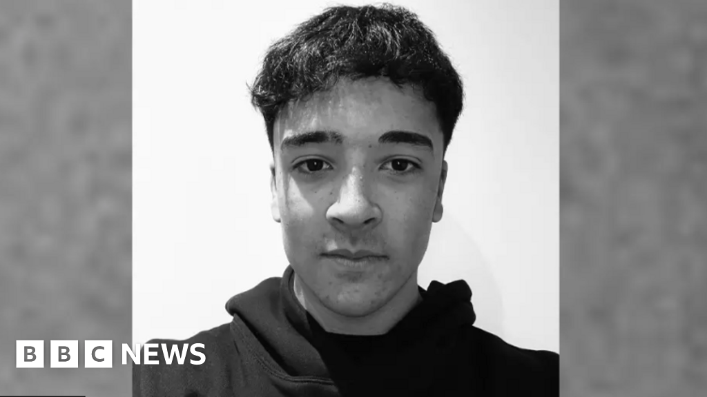 Southend heart sessions in teen's memory screen more than 200