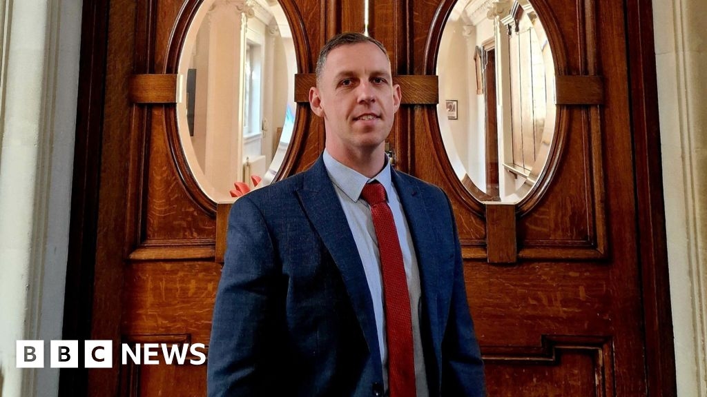 Walsall Council opposition leader calls for review of authority's culture
