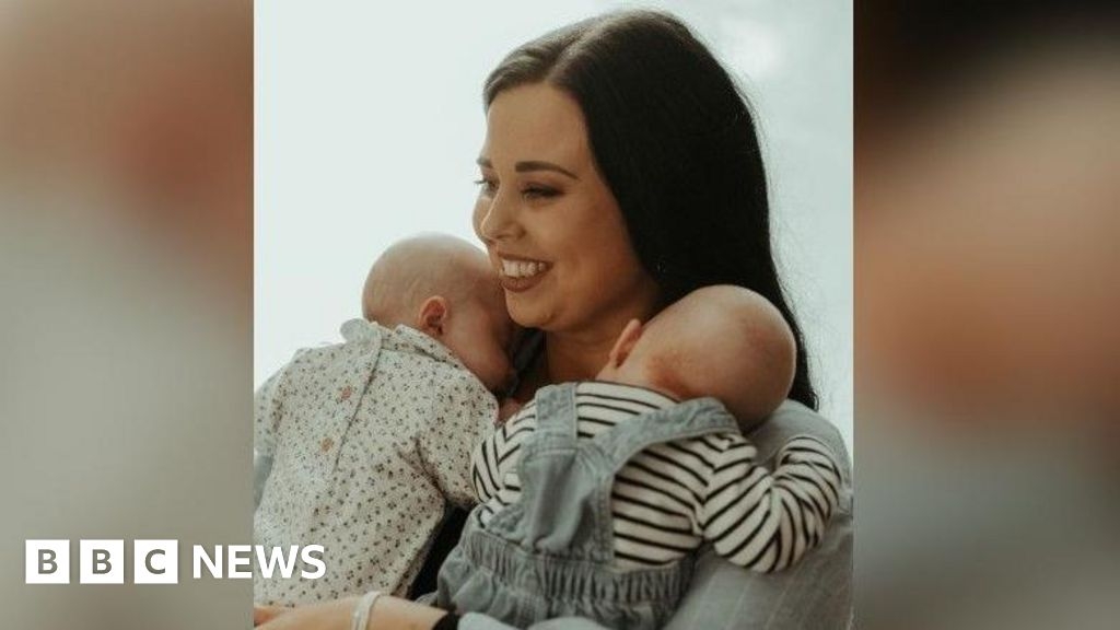 Myelofibrosis: 'I'm waiting for my hero', says mum in donor plea
