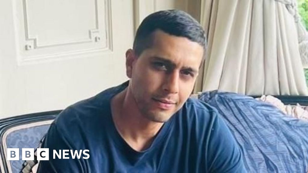 Barry Two teens charged with murder of father-of-one