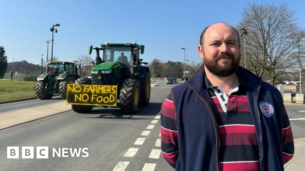 Farmers' tractor protest driven to Telford and Wrekin council