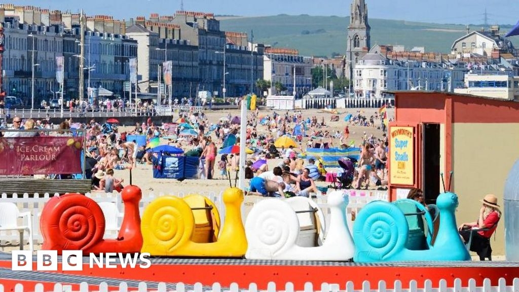 'Much-loved' Weymouth Super Snails ride will not return to beach