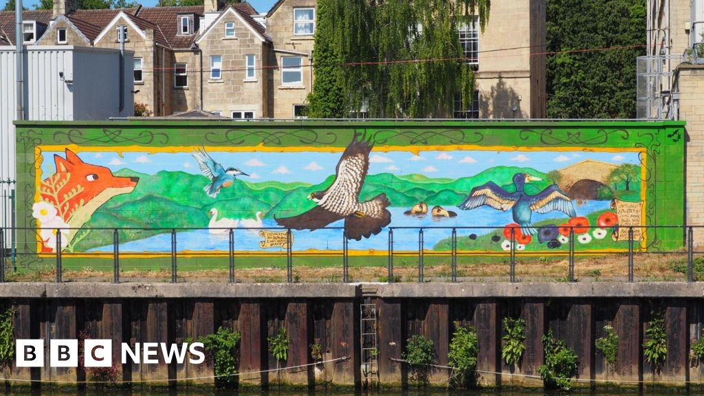 Nature-themed mural painted alongside the River Avon in Bath