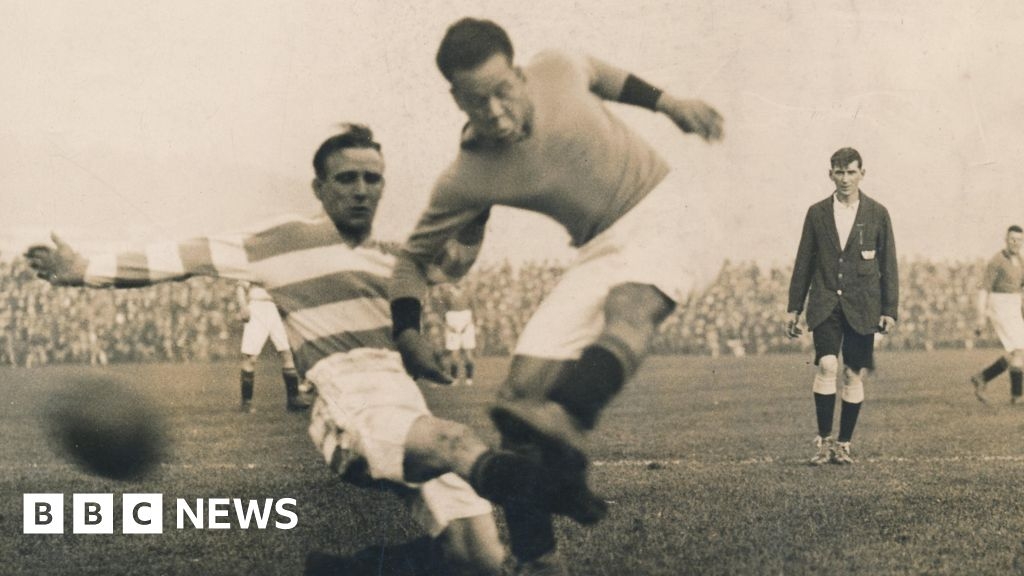Plymouth football pioneer Jack Leslie celebrated with blue plaque