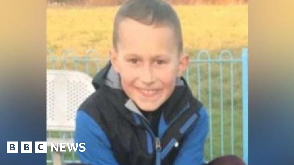 Layton Carr Gateshead fire death: Two more girls arrested