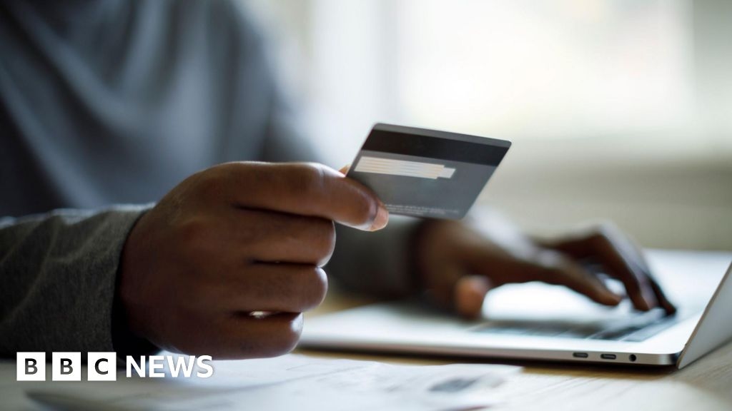 Singapore police can now seize bank accounts to stop scams
