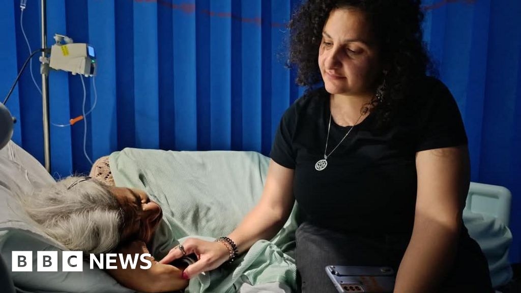 Laila Soueif: Jailed activist's mother in hospital after resuming hunger strike