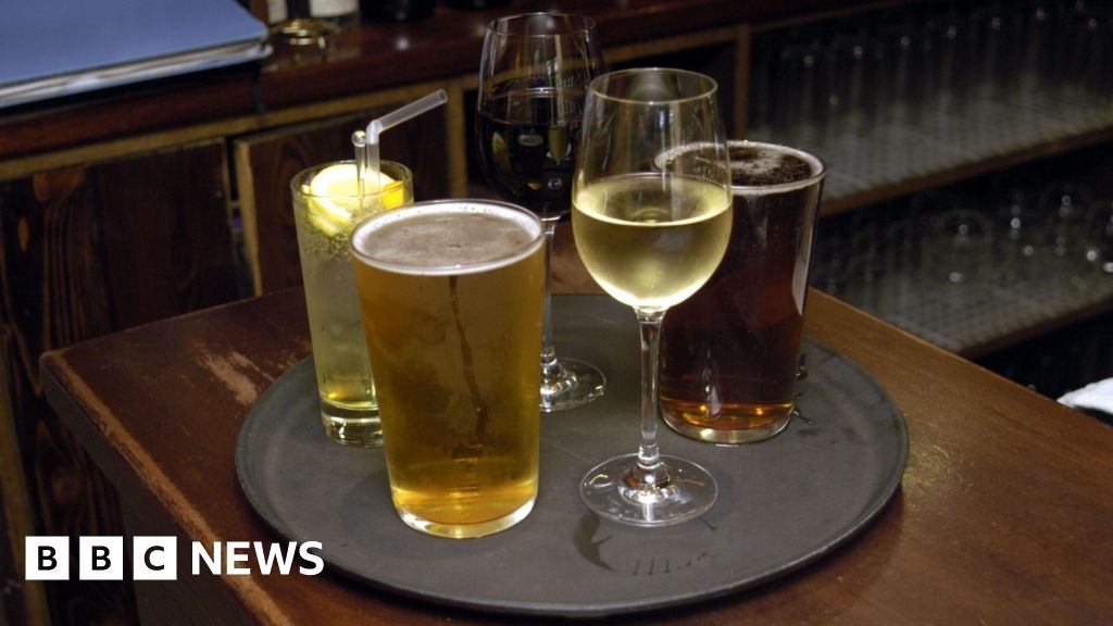 Push to maintain healthy drinking in Guernsey throughout year