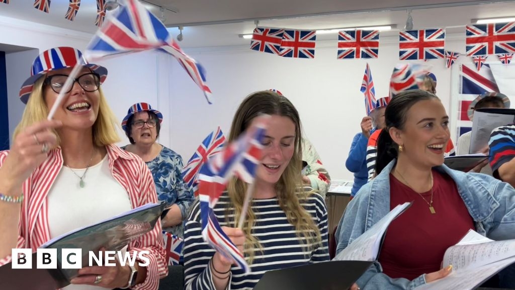 Saltash prepares for musical VE Day celebrations