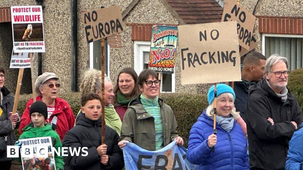 North Yorkshire villagers campaign against gas field plans