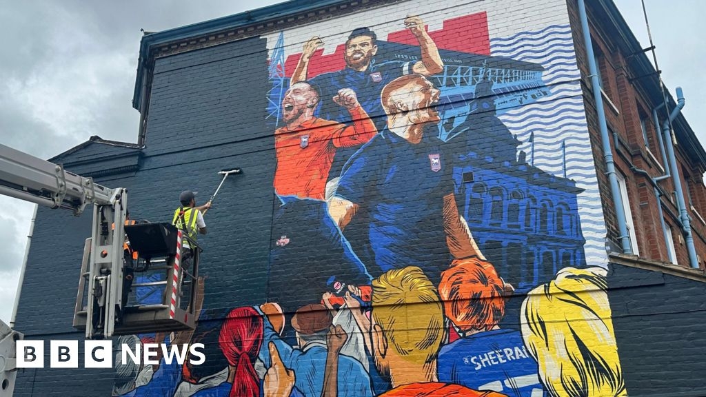 Ipswich Town mural removed at end of Premier League season