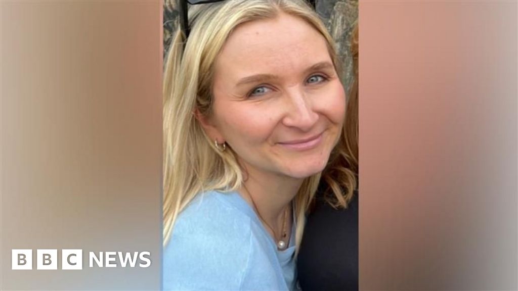 Tributes issued to Burton Latimer mum found dead in house