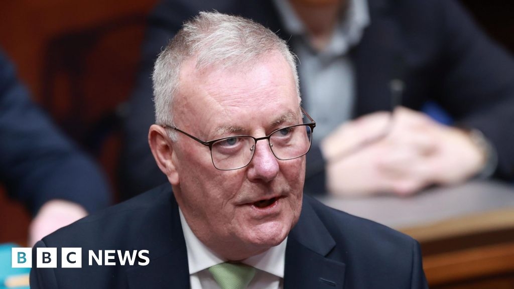 NI health: Behaviour of some heart surgeons 'appalling', says Mike Nesbitt