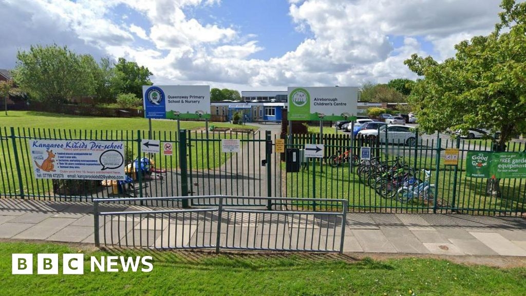 Parents in limbo over future of Queensway Primary School in Yeadon