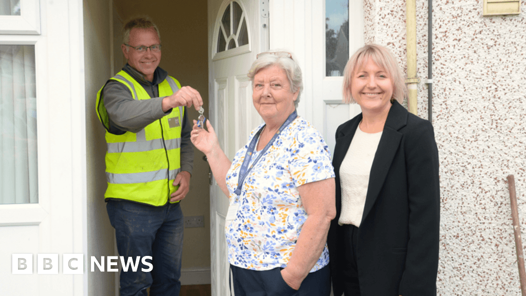 Grantham council homes renovated in £6m scheme