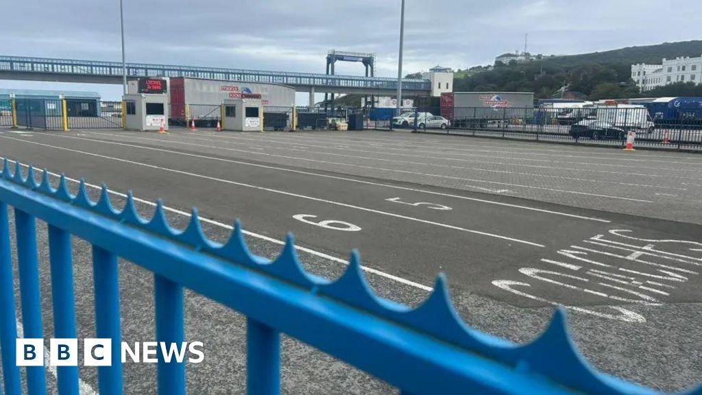 Man caught with £49k of cocaine under car seat at Manx port jailed