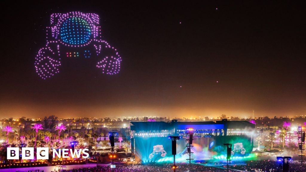 Drone shows: Will they overtake firework displays?