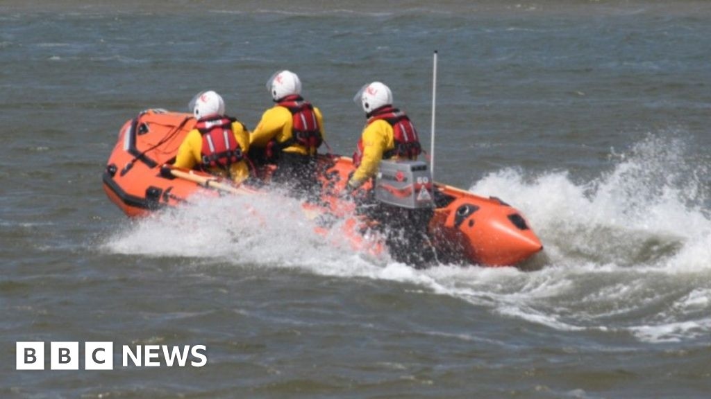 Why do people get cut off by the tide at Wells-next-the-Sea?