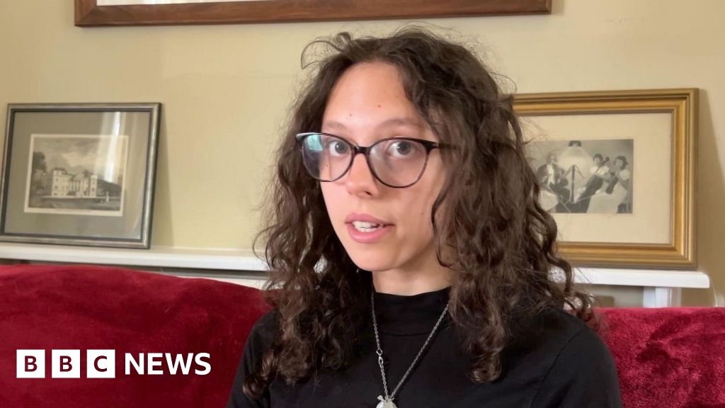 Worcestershire woman 'anxious' over government vote on welfare cuts