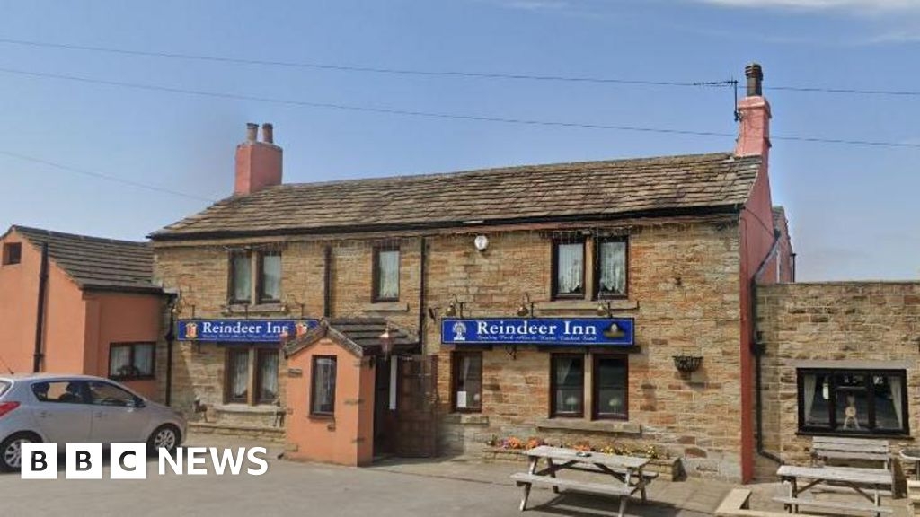 18th Century Overton pub to be demolished to build houses