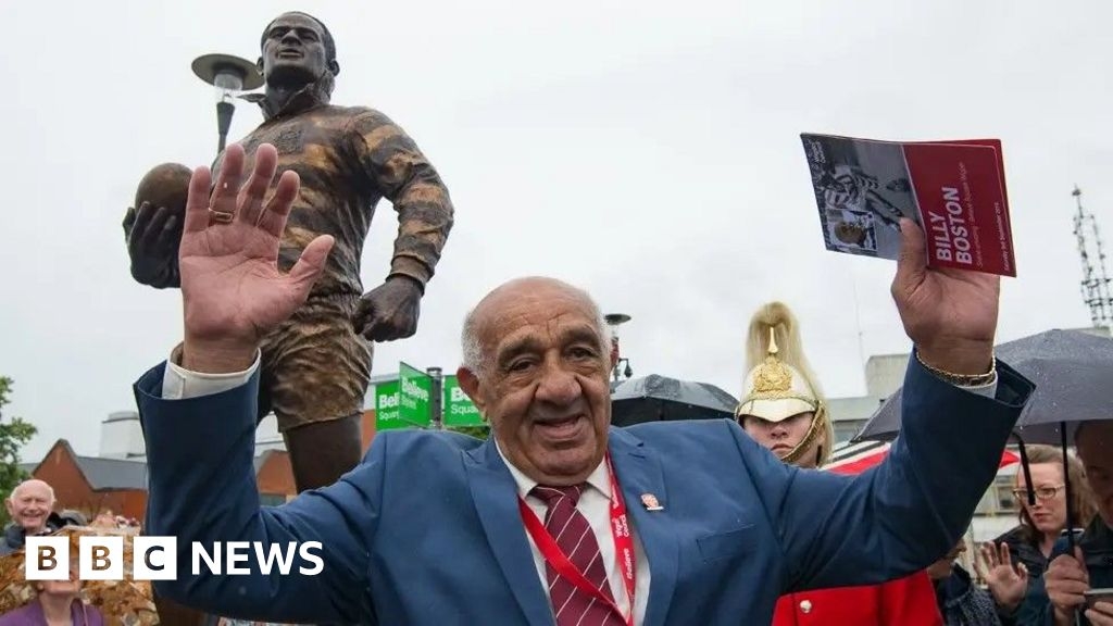 Billy Boston to become first ever rugby league knight