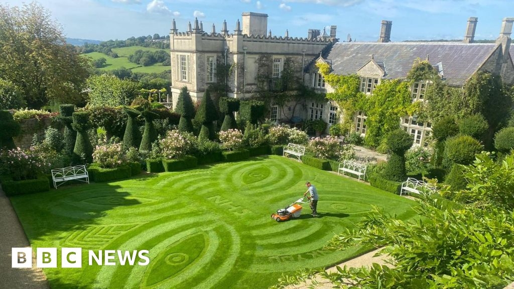 Luxury Wiltshire venue can host weddings after planning row