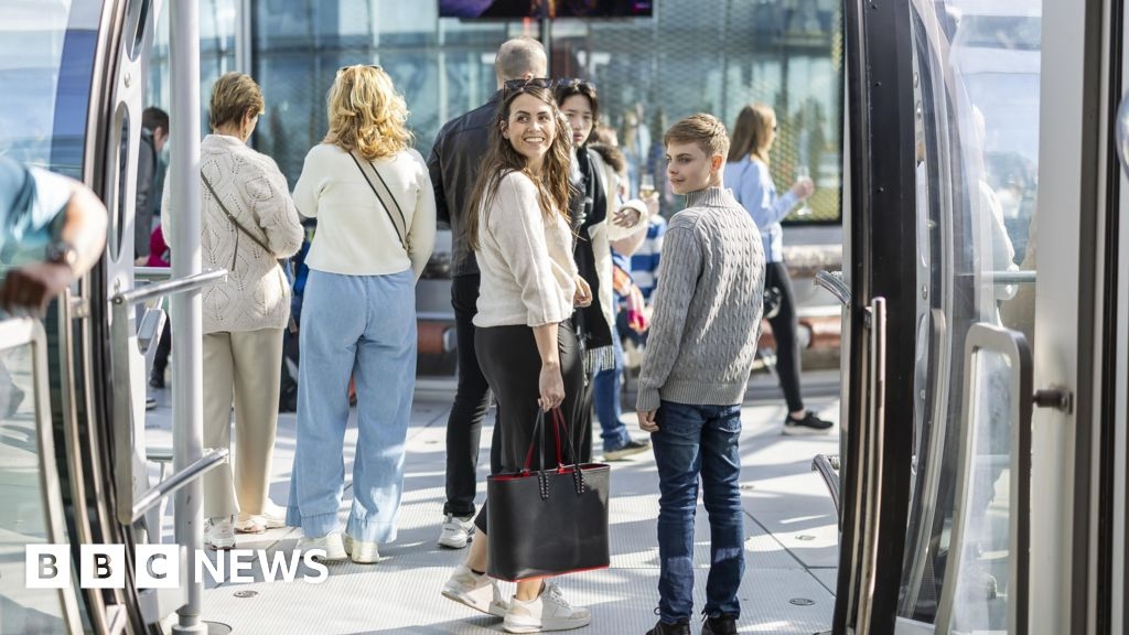 Brighton's i360 reopens with new owners after two-month closure