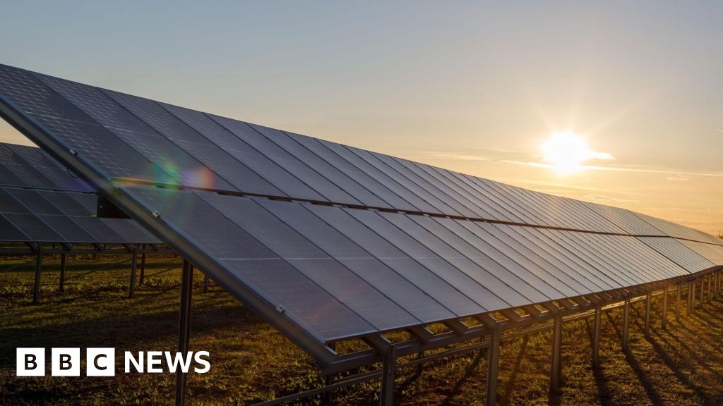 Government will not review decision on solar farm near Guildford