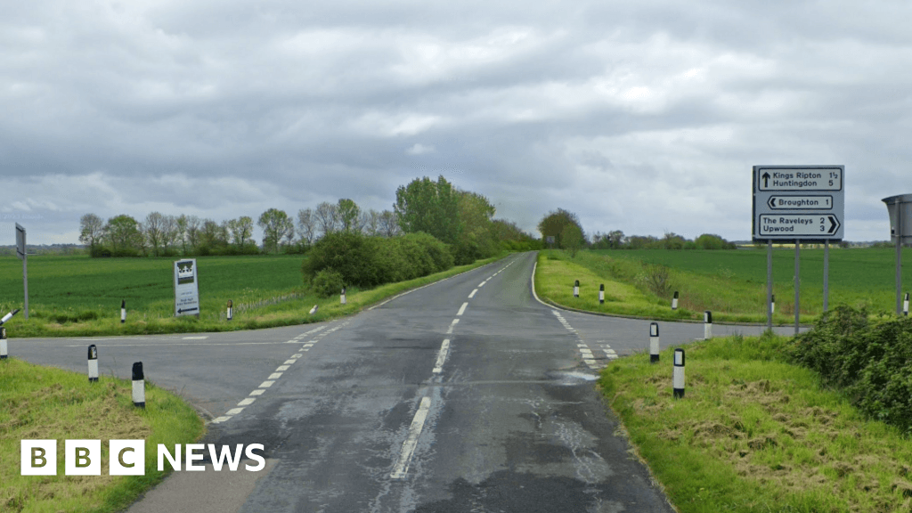 Woman in critical condition after Huntingdon crossroads crash