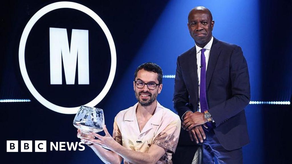 Birmingham English teacher inspires pupils with Mastermind win
