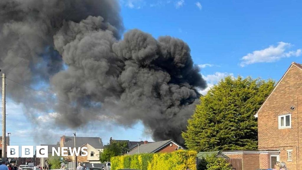 Fire crews deal with Derby bungalow blaze