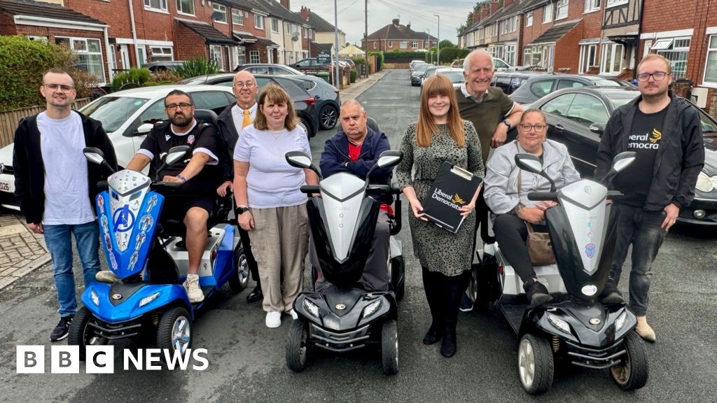 Parking on verges and pavements in North East Lincolnshire banned