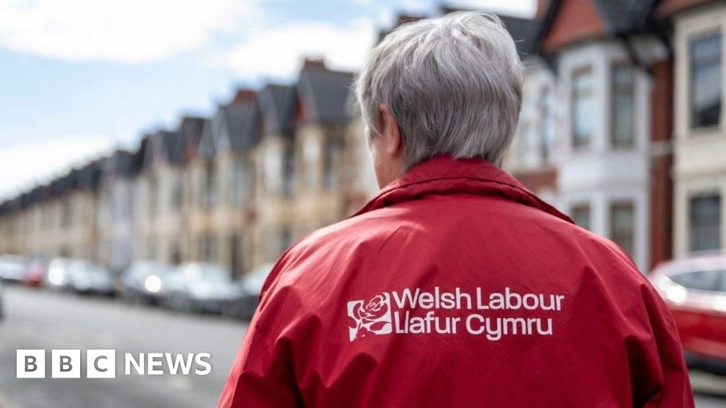 Senior Labour MSs face three-way selection fight