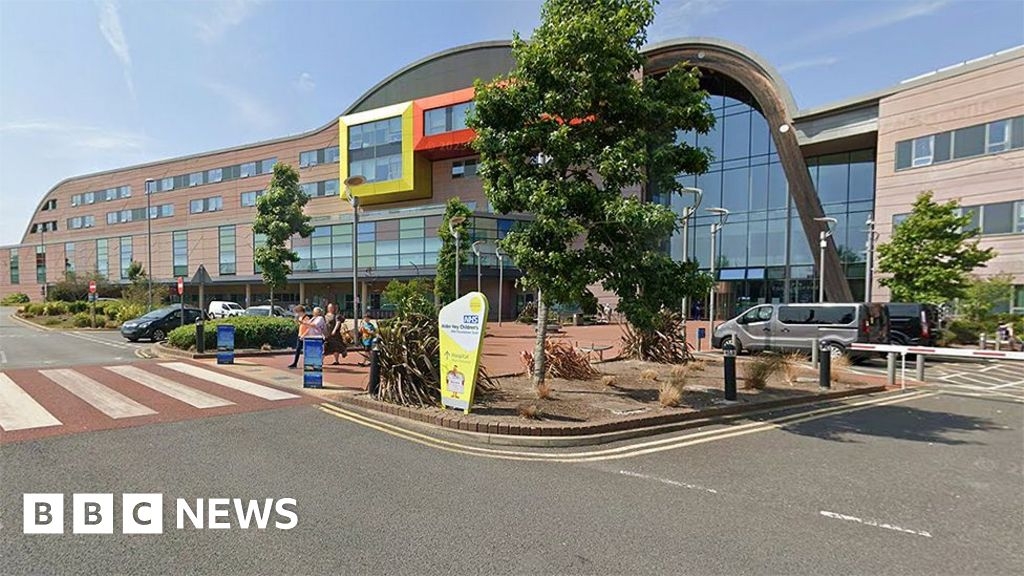 Top performing children's hospital gets £4m bonus for A&E turn arounds