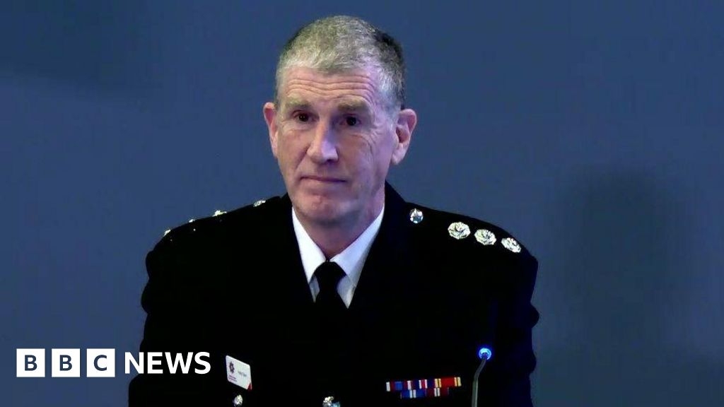 Omagh Bomb firefighter describes carnage to inquiry
