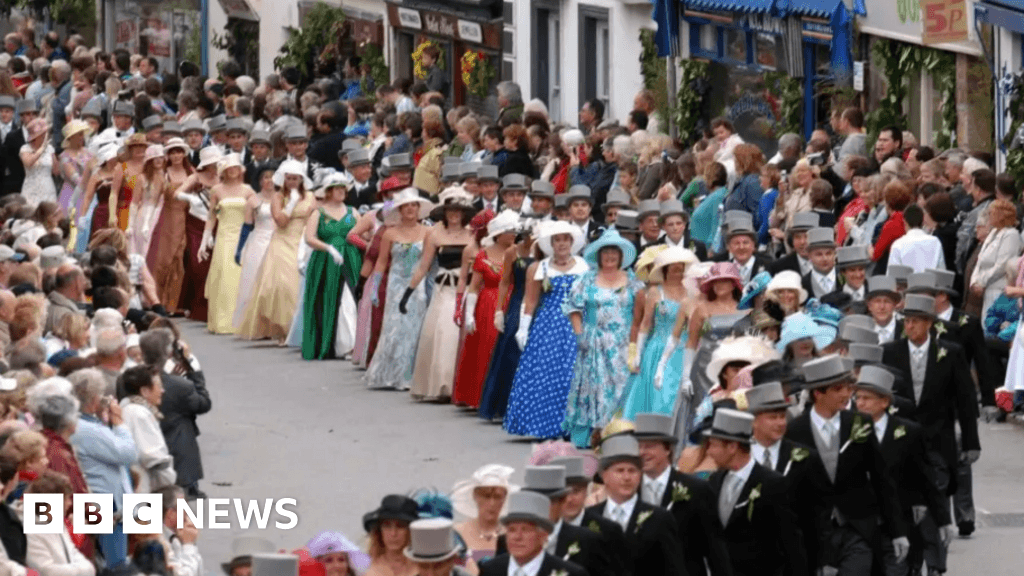 Thousands expected to attend Helston's Flora Day