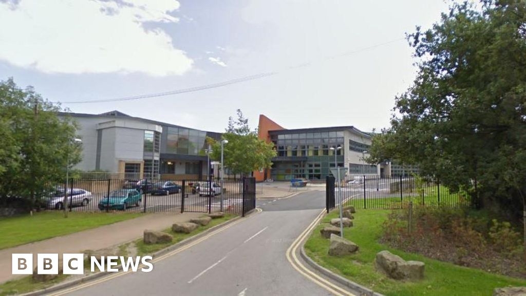 Cullingworth Parkside sixth form to close due to low admissions