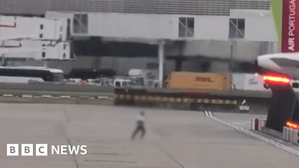 Man who ran across Heathrow taxiway a deportee, Home Office says