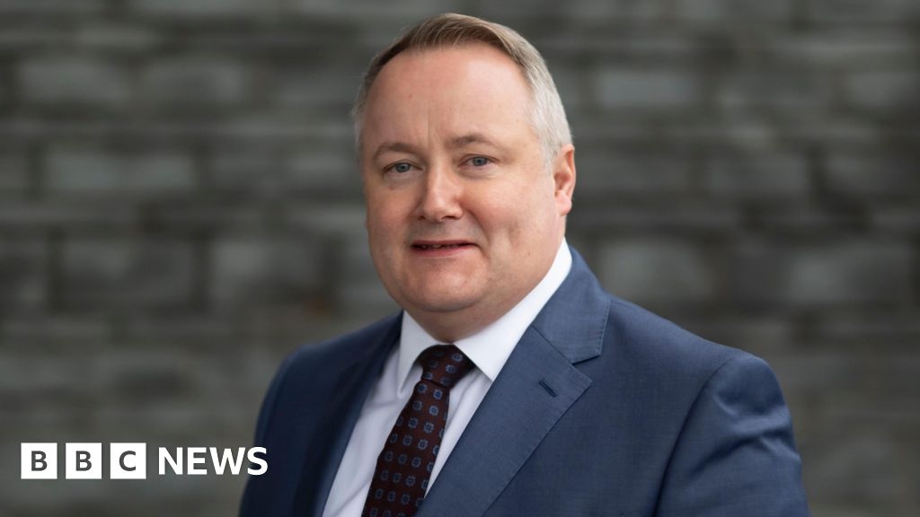 Welsh Conservatives: scrapping Senedd for the birds